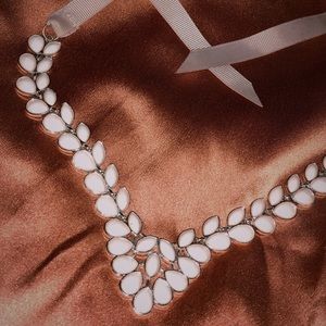 BABY PINK BOW TIE PENDANT NECKLACE